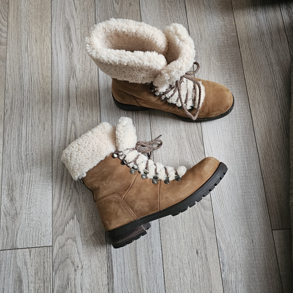 UGG Fraser Boots - image 9